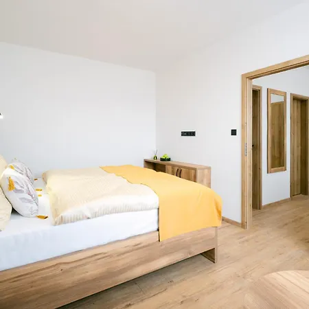 U Zlatej Vcely Gasthof Vradiste